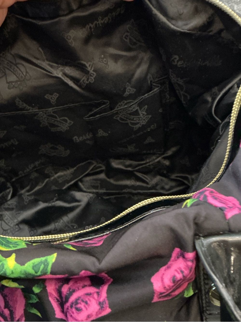 Betsey Johnson Black Floral Shoulder Bag with Pink Roses Betseyville - Picture 11 of 14